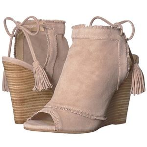 Kristin Cavallari Chinese Laundry Wedges